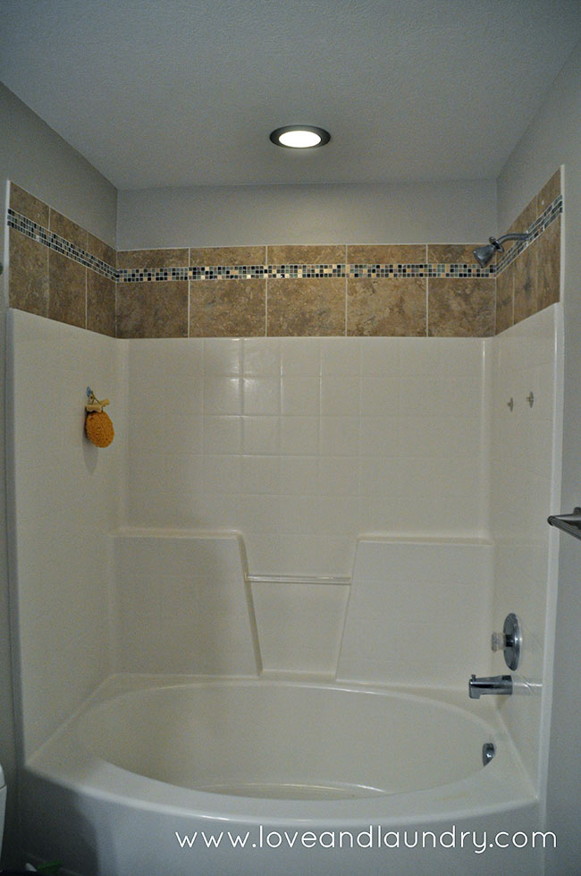 A Quick And Easy Shower Tub Tile Update, Tub Surround Over Tile